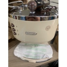VÝPREDAJ DeLonghi Icona Vintage pákový kávovar ECOV311.BG PO SERVISE