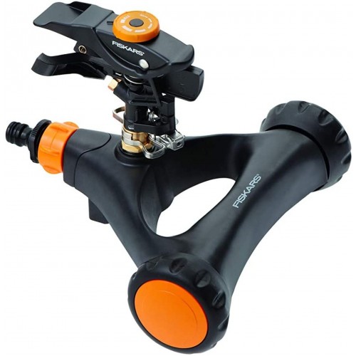 Fiskars Impulzné zavlažovač, kovový s kolieskami 1023656 Fiskars Impulzné zavlažovač, kovový s kolieskami 1023656