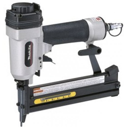 Makita Pneumatická sponkovačka 6,35mm AT638